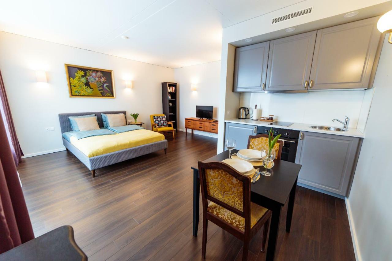 Romantic Apartment Close To The Old Town Вильнюс Экстерьер фото