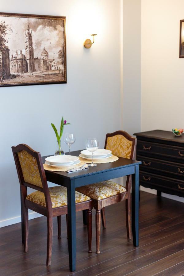 Romantic Apartment Close To The Old Town Вильнюс Экстерьер фото