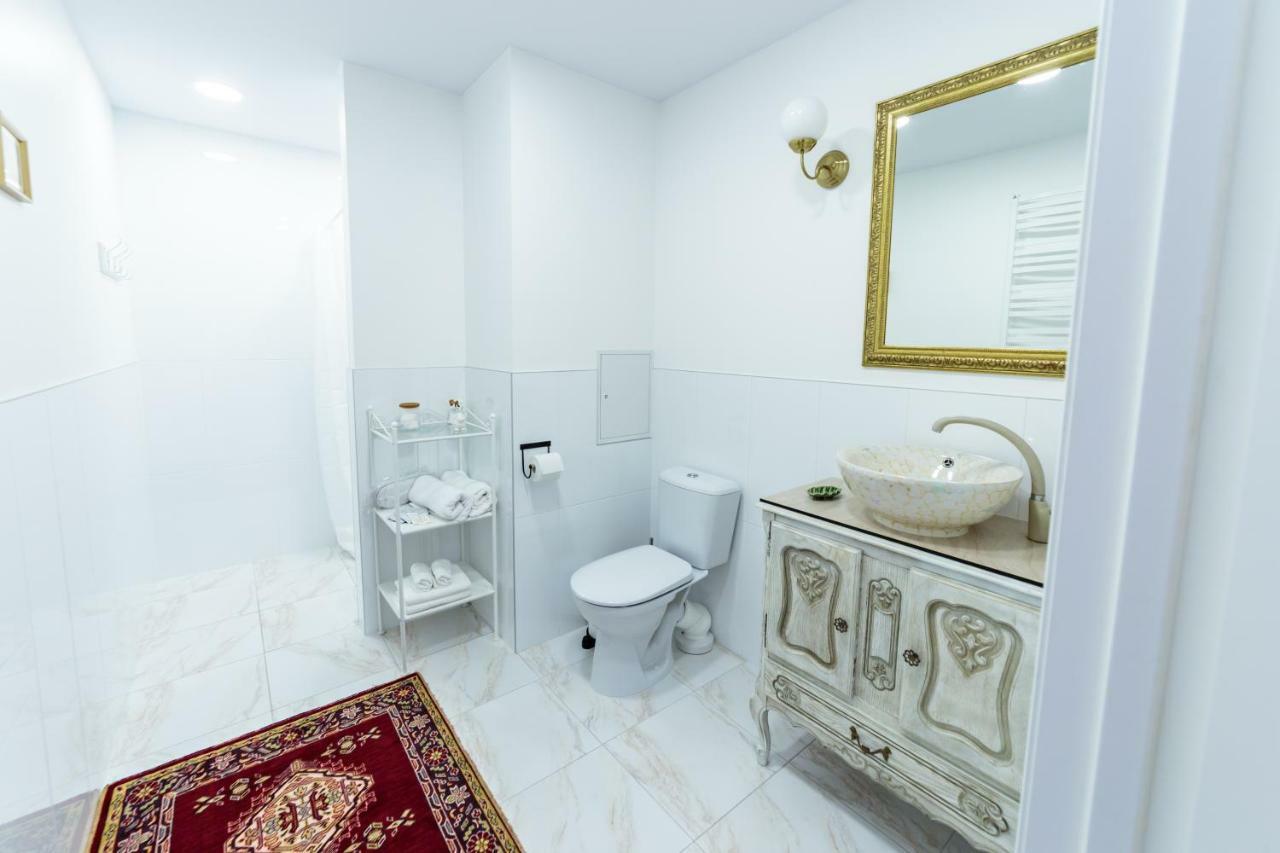 Romantic Apartment Close To The Old Town Вильнюс Экстерьер фото